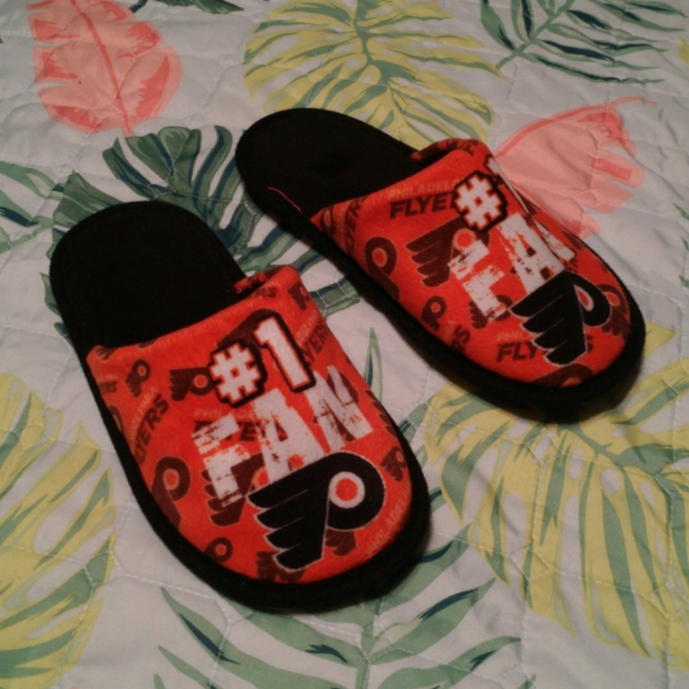 Flyers Slipper